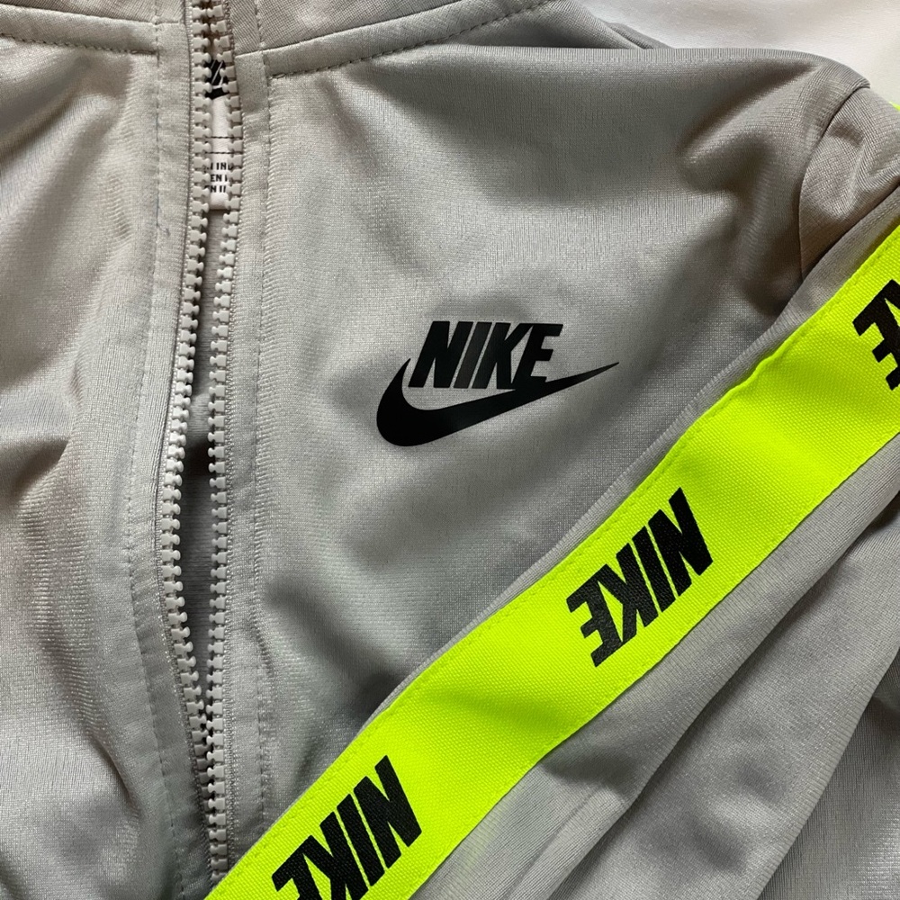 Nike jacket